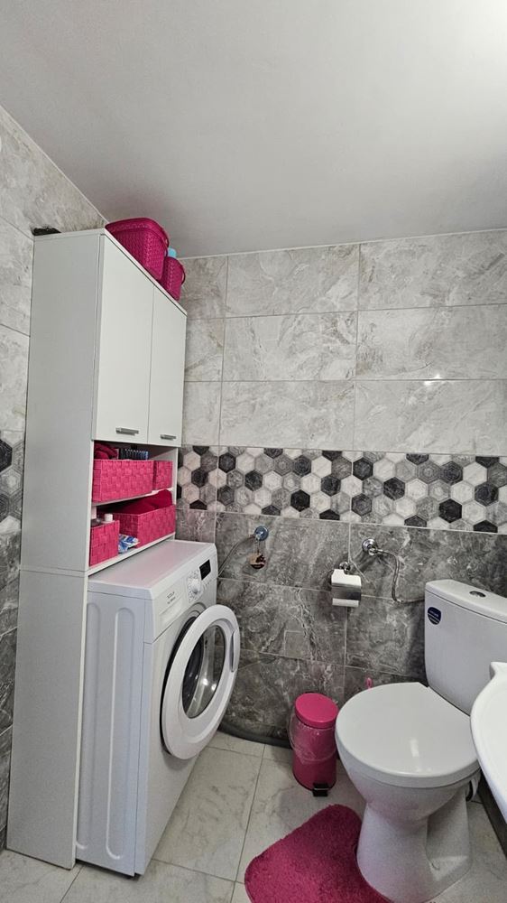 Exceptional single-story house with a spacious yard in the peaceful village of Kosharitsa