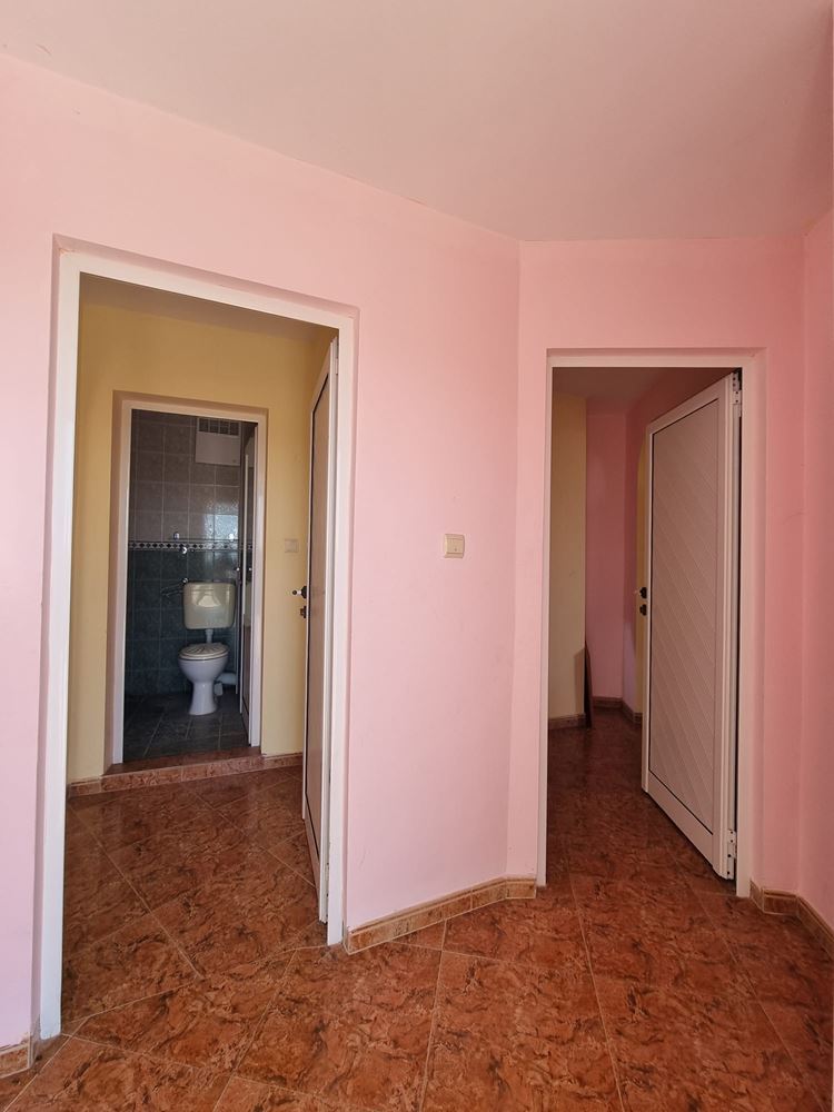 Luxury house with swimming pool and sea panorama in Sveti Vlas – only 1 km from the beach