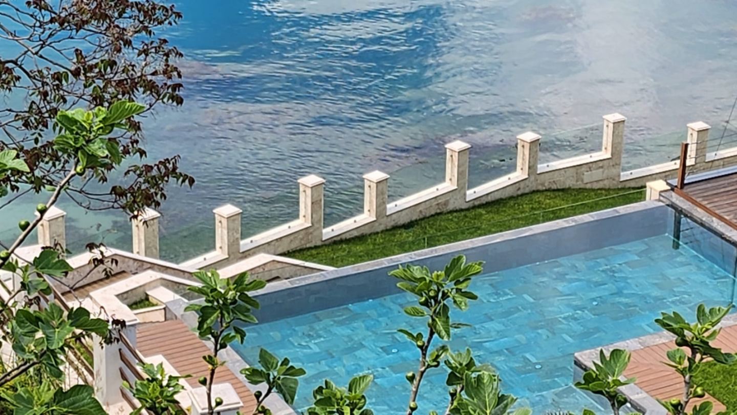 Stunning Three-Storey House on the First Sea Line in Sozopol with Panoramic Views of Paradise Bay