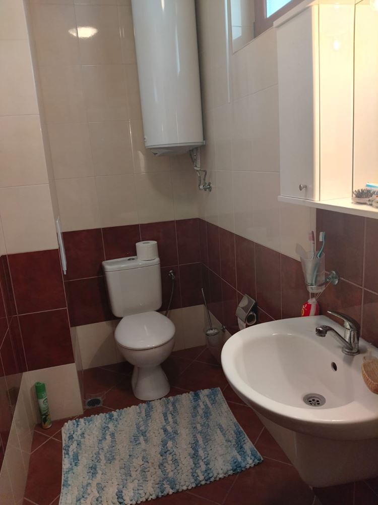 Spacious three-storey single-family house in the center of Ravda – comfort, prestige, and complete independence