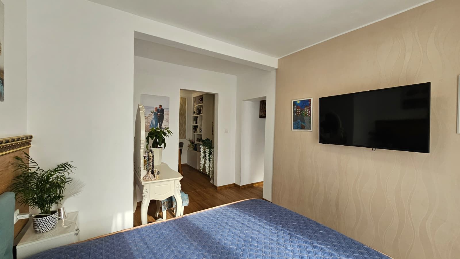 Exceptional single-story house with a spacious yard in the peaceful village of Kosharitsa