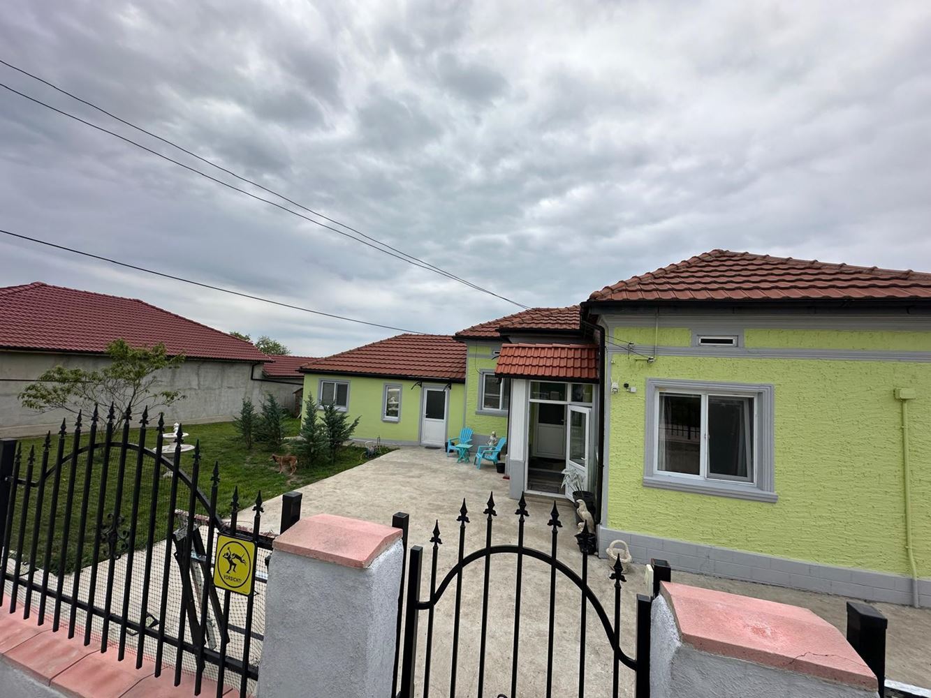Fully Renovated House with Huge Yard and Perfect Conditions for Year-Round Living