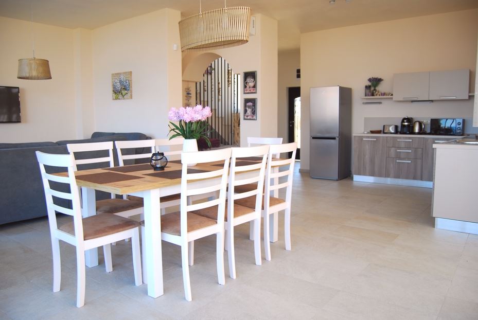 Prestigious seaside house with pool in Lozenets – luxury, tranquility, and inspiring views