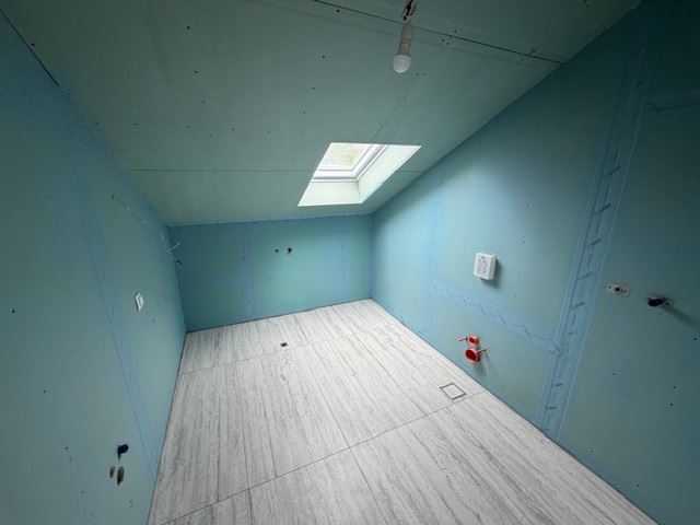 Three-storey terraced house in Banevo – modern construction, yard and two parking spaces