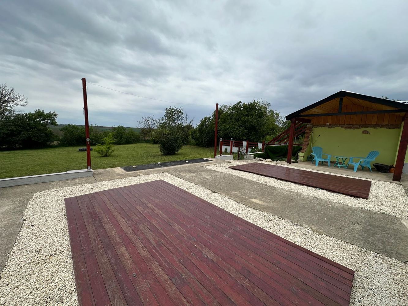 Fully Renovated House with Huge Yard and Perfect Conditions for Year-Round Living