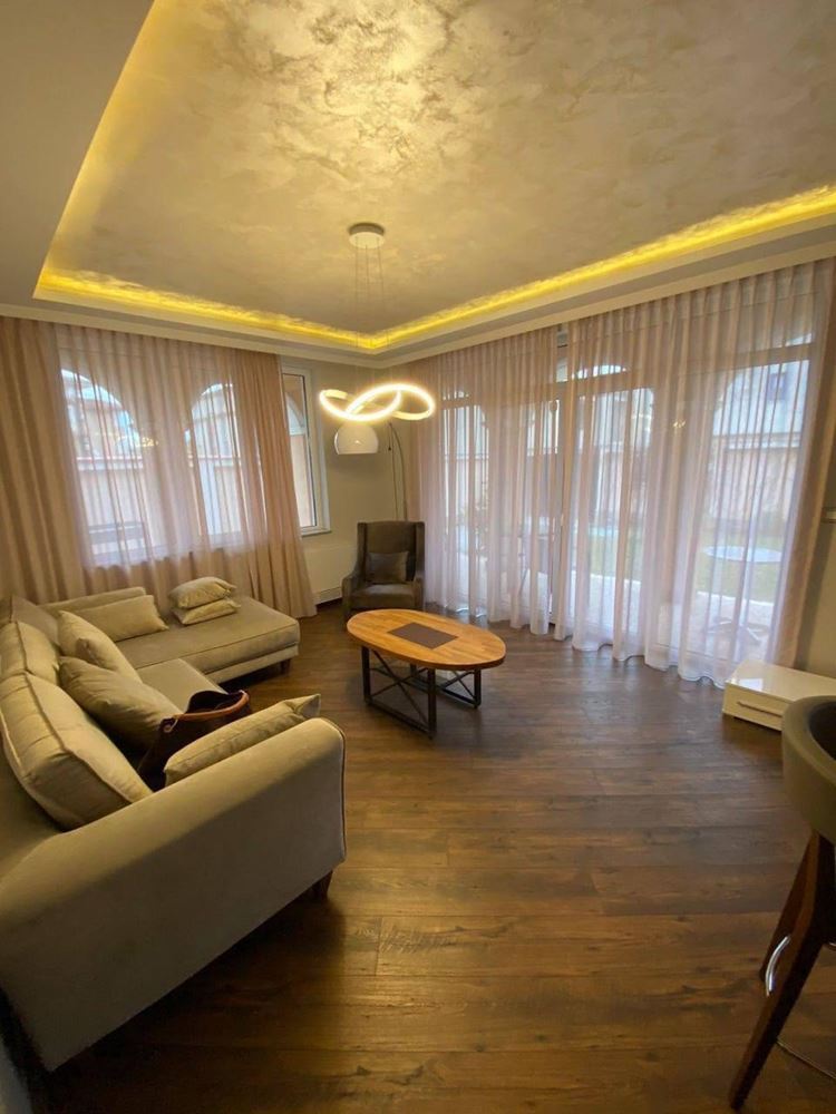 Modern House in the Center of Ravda – Luxurious Ready-to-Move-In Home with Excellent Location and Private Plot