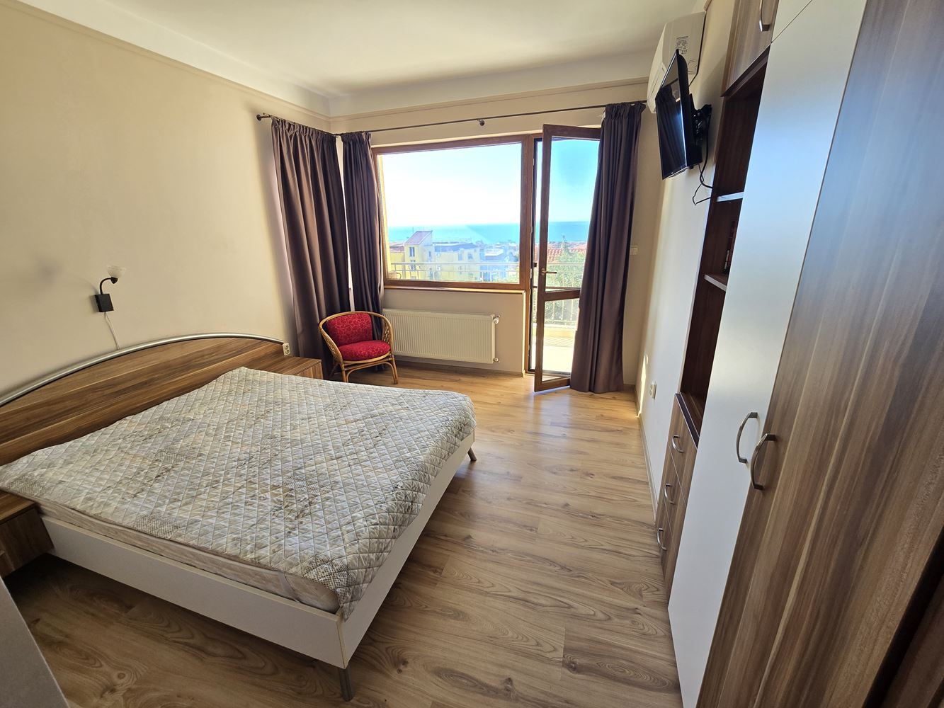 Detached House with Panoramic Sea View and Private Garden in Sveti Vlas