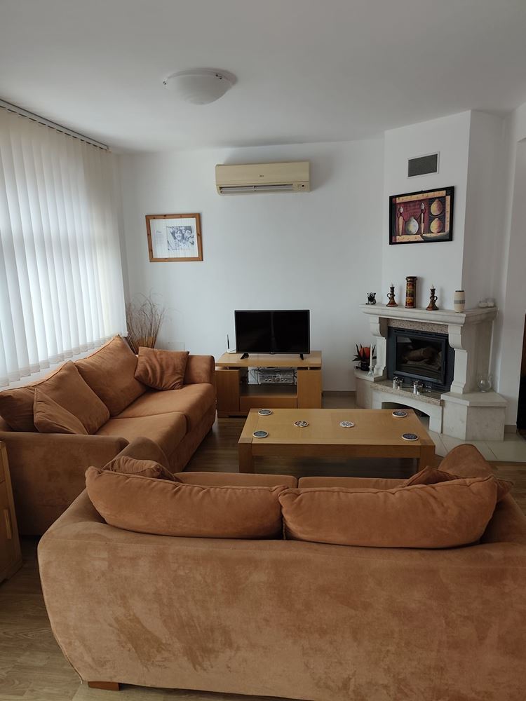 Luxury Two-Storey House with Pool and Beautiful Panorama in a Prestigious Complex – Aheloy