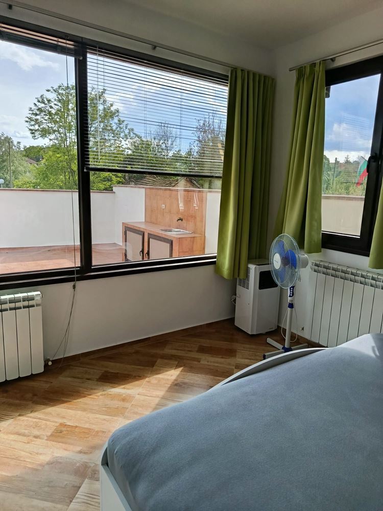 Single-storey house with a beautiful garden at the foothills of the Strandzha Mountains – comfort, tranquility and a ready home in the village of Fakia