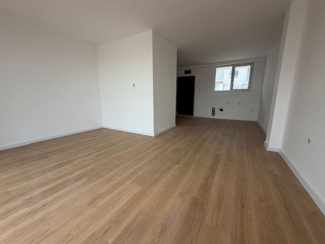 Three-storey terraced house in Banevo – modern construction, yard and two parking spaces