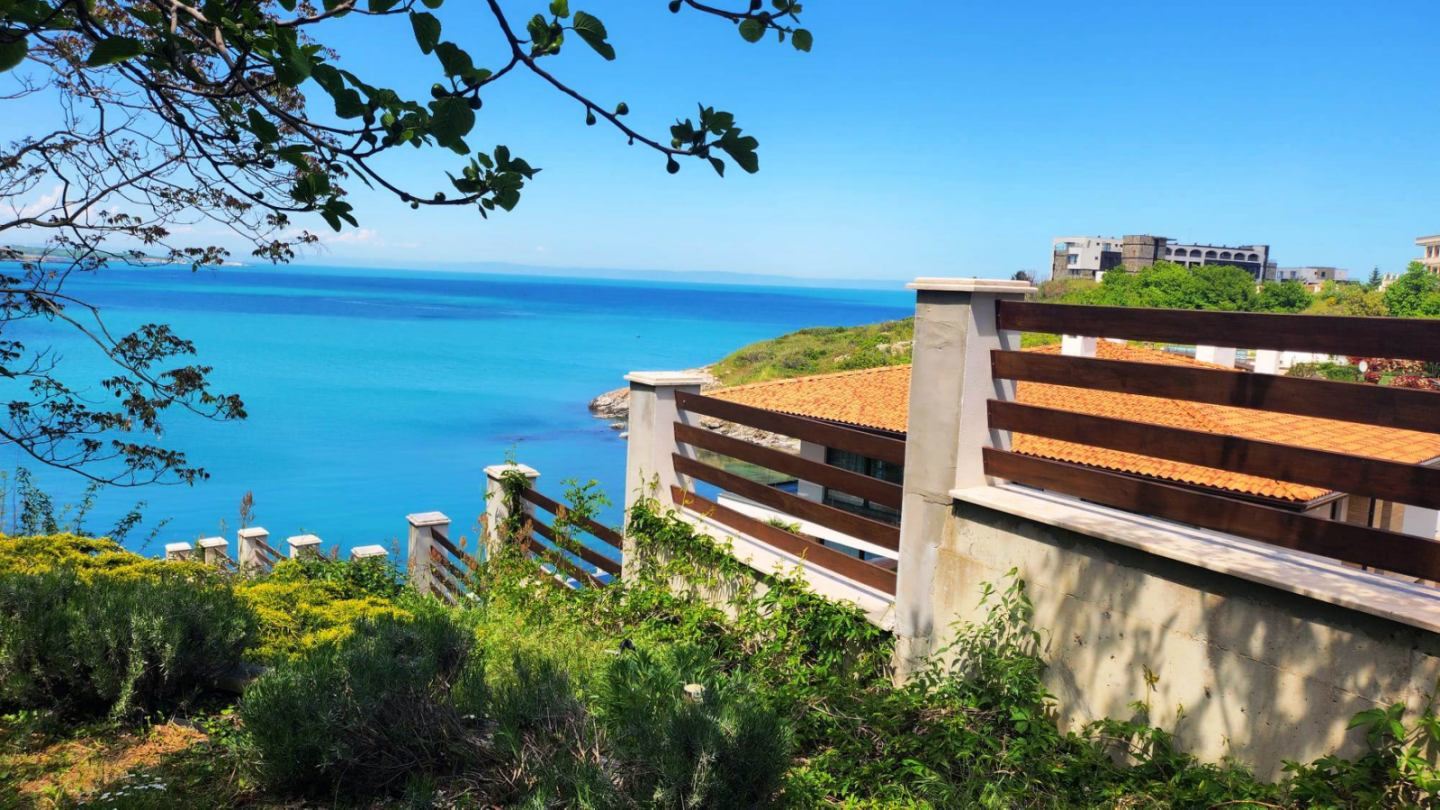 Stunning Three-Storey House on the First Sea Line in Sozopol with Panoramic Views of Paradise Bay