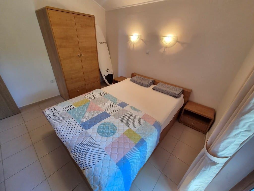 Spacious townhouse in a boutique gated complex – fully furnished, close to the sea and with low running costs