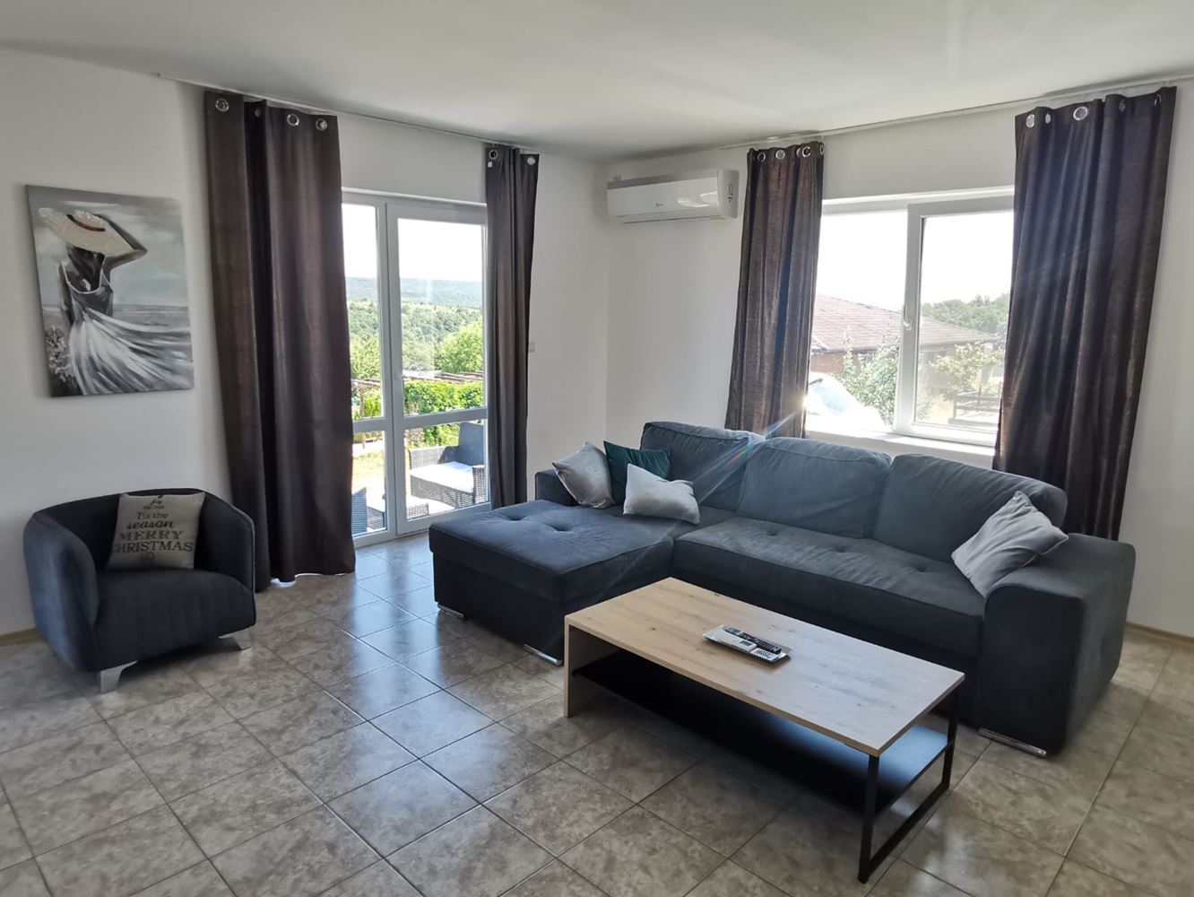 Spacious Single-Storey House with Panoramic Views in an Eco-Complex on the Balkan Mountains