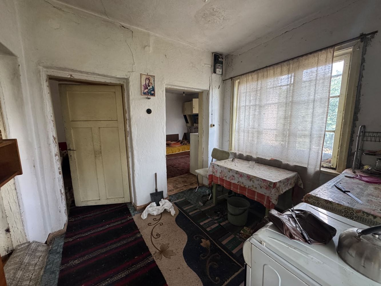 One-Storey House with Large Yard and Garage in Smolnik Village, Burgas Region – Peace and Opportunity for a New Home