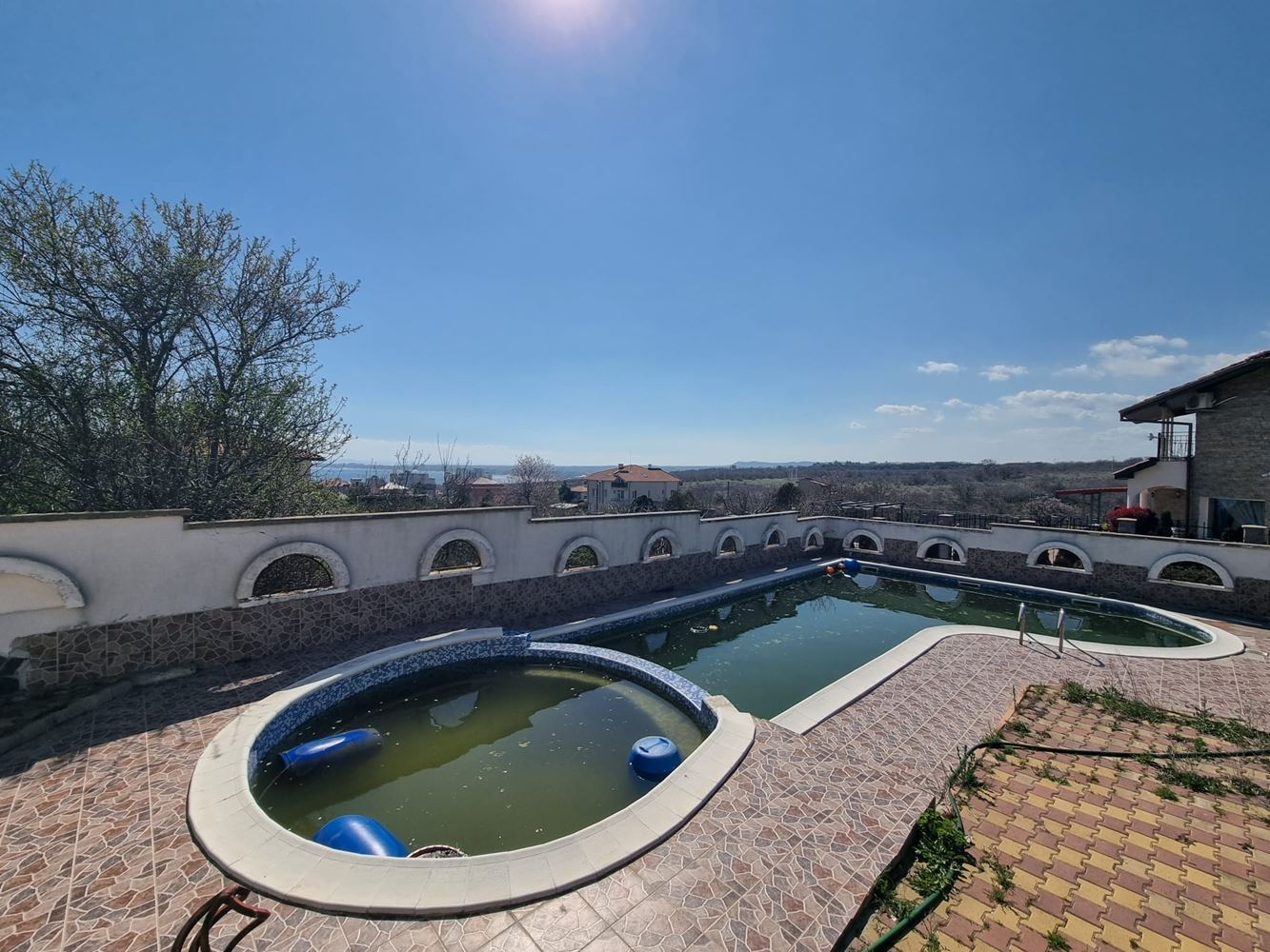 Luxury house with swimming pool and sea panorama in Sveti Vlas – only 1 km from the beach