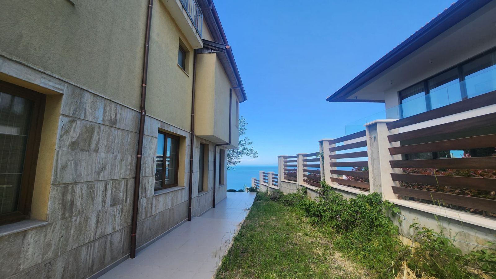 Stunning Three-Storey House on the First Sea Line in Sozopol with Panoramic Views of Paradise Bay